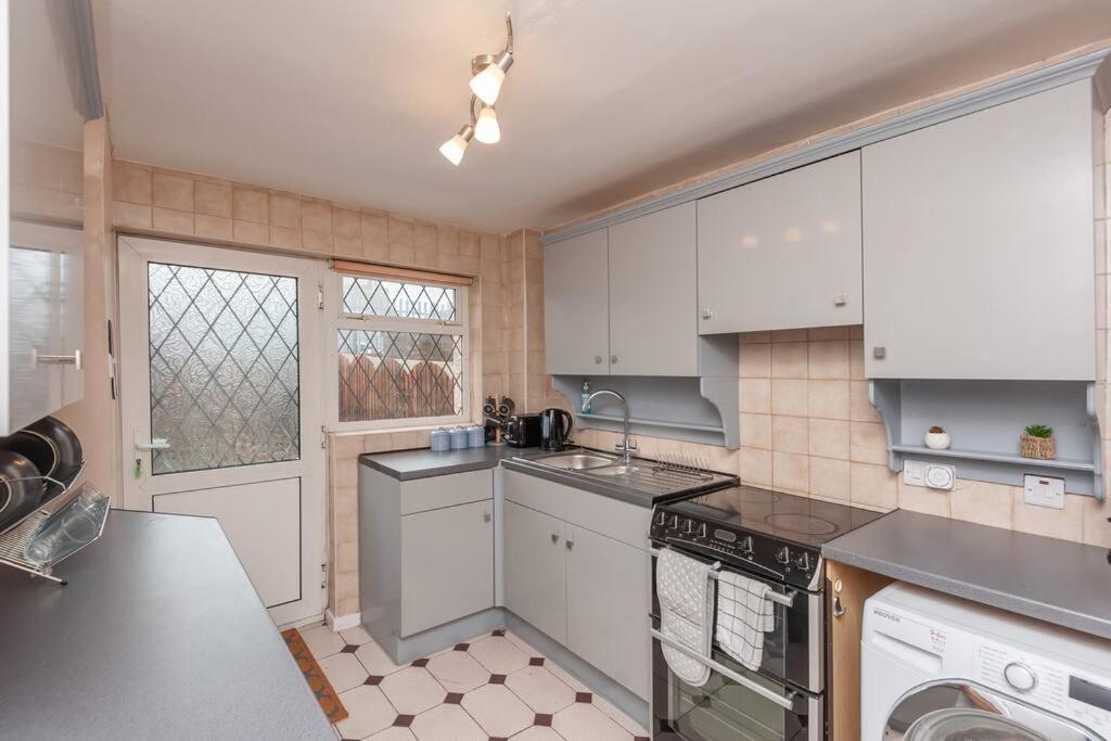 Leed City Centre - Armley Wortley ليدز المظهر الخارجي الصورة